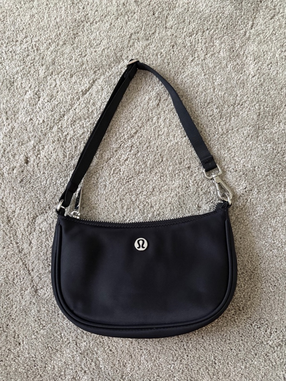 lululemon athletica Black Mini 1 Liter Bag